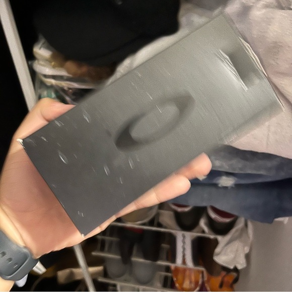 OAKLEY men’s sunglasses - Picture 2 of 6